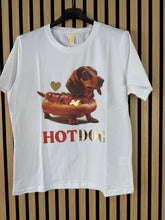 Carica l&#39;immagine nel visualizzatore di Gallery, T Shirt Bassotto Hot Dog
