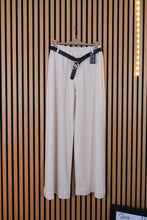 Carica l'immagine nel visualizzatore di Gallery, Pantalone  Dea
