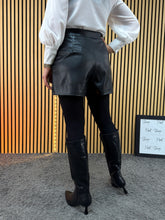 Carica l&#39;immagine nel visualizzatore di Gallery, Gonna Short Nora
