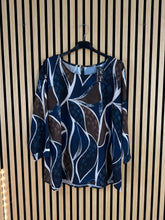 Carica l&#39;immagine nel visualizzatore di Gallery, Camicia Over Miriana
