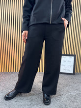 Carica l&#39;immagine nel visualizzatore di Gallery, Pantalone Over Grazia
