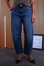 Carica l'immagine nel visualizzatore di Gallery, Jeans Camilla
