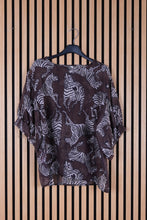 Carica l'immagine nel visualizzatore di Gallery, Camicia Over Zebra
