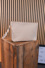 Carica l'immagine nel visualizzatore di Gallery, Pochette St Tropez

