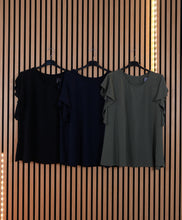 Carica l'immagine nel visualizzatore di Gallery, Camicia Over Erica

