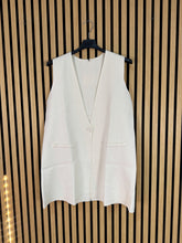 Carica l&#39;immagine nel visualizzatore di Gallery, Gilet Amy
