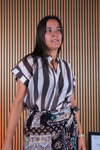 Carica l'immagine nel visualizzatore di Gallery, Camicia Safari Righe
