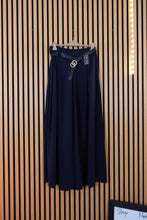Carica l'immagine nel visualizzatore di Gallery, Pantalone Palazzo Dea
