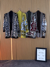 Carica l'immagine nel visualizzatore di Gallery, Cardigan Over Gaia
