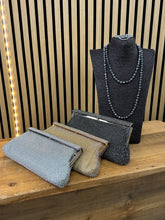 Carica l&#39;immagine nel visualizzatore di Gallery, Pochette Gioiello
