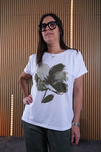 Carica l'immagine nel visualizzatore di Gallery, T Shirt Over Natura
