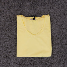 Carica l'immagine nel visualizzatore di Gallery, T Shirt Altamira  V
