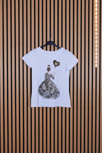 Carica l'immagine nel visualizzatore di Gallery, T Shirt Lady
