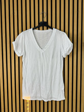 Carica l&#39;immagine nel visualizzatore di Gallery, T Shirt Basica V
