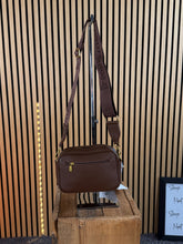 Carica l'immagine nel visualizzatore di Gallery, Borsa Clarissa
