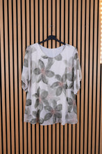 Carica l'immagine nel visualizzatore di Gallery, Camicia Over Lorena
