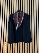 Carica l'immagine nel visualizzatore di Gallery, Camicia Foulard
