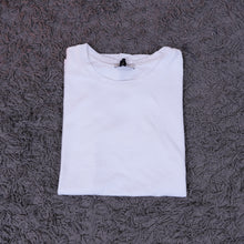Carica l'immagine nel visualizzatore di Gallery, T Shirt Altamira
