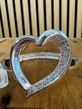 Carica l&#39;immagine nel visualizzatore di Gallery, Bracciale Cuore

