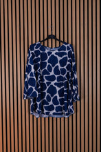 Carica l'immagine nel visualizzatore di Gallery, Camicia Curvy Isabel
