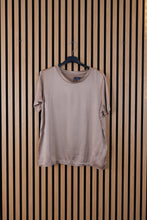 Carica l'immagine nel visualizzatore di Gallery, T Shirt Pamela
