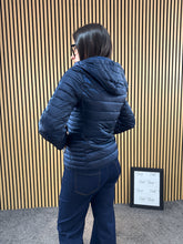 Carica l&#39;immagine nel visualizzatore di Gallery, Giubbino Claudia
