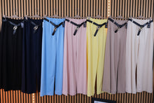 Carica l'immagine nel visualizzatore di Gallery, Pantalone  Dea
