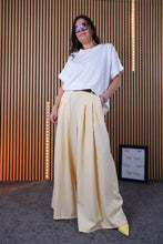 Carica l'immagine nel visualizzatore di Gallery, T Shirt Over Brillanti
