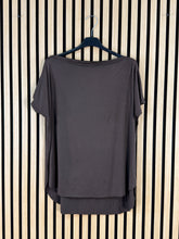 Carica l&#39;immagine nel visualizzatore di Gallery, T Shirt Marilena
