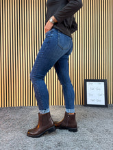 Carica l'immagine nel visualizzatore di Gallery, Jeans Skinny Ada
