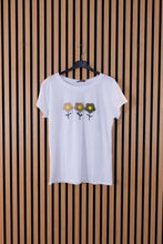 Carica l'immagine nel visualizzatore di Gallery, T Shirt Fiorellini
