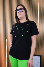 Carica l'immagine nel visualizzatore di Gallery, T Shirt Cuori
