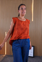 Carica l'immagine nel visualizzatore di Gallery, Camicia Over Sangallo
