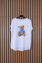 Carica l'immagine nel visualizzatore di Gallery, T Shirt Over Orso

