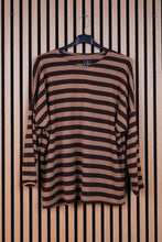 Carica l'immagine nel visualizzatore di Gallery, Maglia Over Righe

