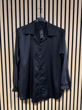 Carica l'immagine nel visualizzatore di Gallery, Camicia Curvy Anna
