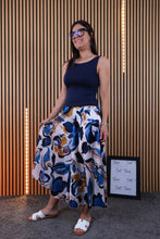 Carica l'immagine nel visualizzatore di Gallery, Gonna Pantalone Doris
