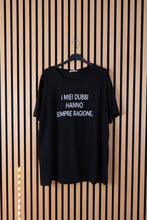 Carica l'immagine nel visualizzatore di Gallery, T Shirt Curvy Ragione
