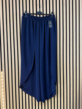 Carica l&#39;immagine nel visualizzatore di Gallery, Pantalone Over Anita
