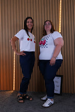 Carica l'immagine nel visualizzatore di Gallery, T Shirt Curvy Ciliegie
