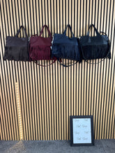 Carica l&#39;immagine nel visualizzatore di Gallery, Borsa Sveva
