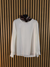 Carica l'immagine nel visualizzatore di Gallery, Camicia Foulard
