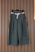 Carica l'immagine nel visualizzatore di Gallery, Pantalone Ilaria
