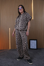 Carica l'immagine nel visualizzatore di Gallery, Pantalone Leopard
