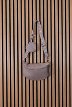Carica l'immagine nel visualizzatore di Gallery, Borsa Marsupio
