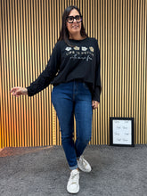 Carica l&#39;immagine nel visualizzatore di Gallery, Jeans Over Carola
