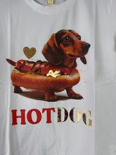 Carica l&#39;immagine nel visualizzatore di Gallery, T Shirt Bassotto Hot Dog
