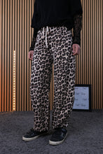 Carica l'immagine nel visualizzatore di Gallery, Pantalone Leopard
