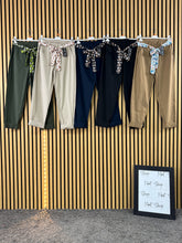 Carica l&#39;immagine nel visualizzatore di Gallery, Pantalone Roberta
