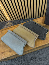 Carica l&#39;immagine nel visualizzatore di Gallery, Pochette Gioiello
